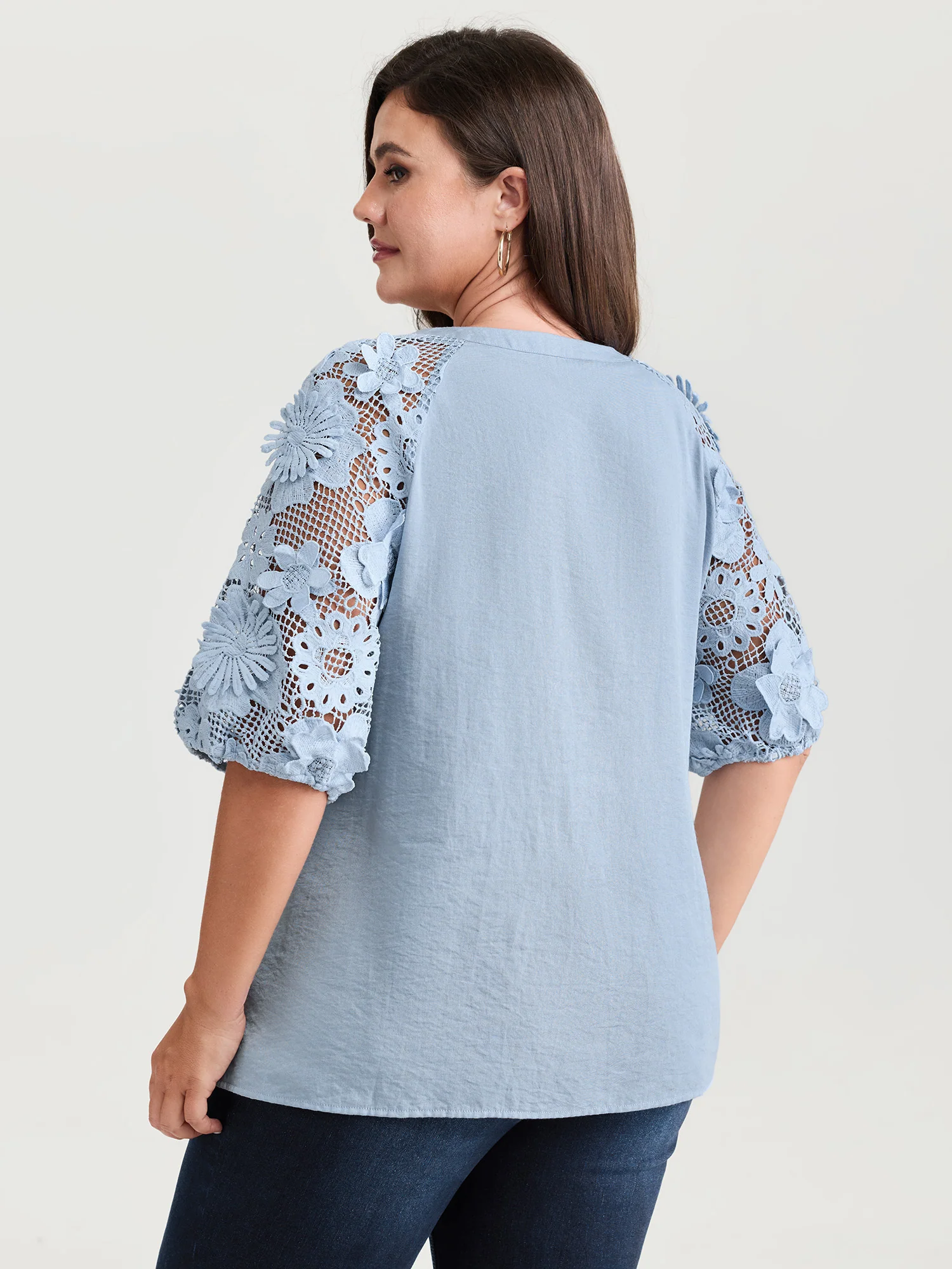 3D Floral Sleeve Spliced Flowy Blouse - Image 5