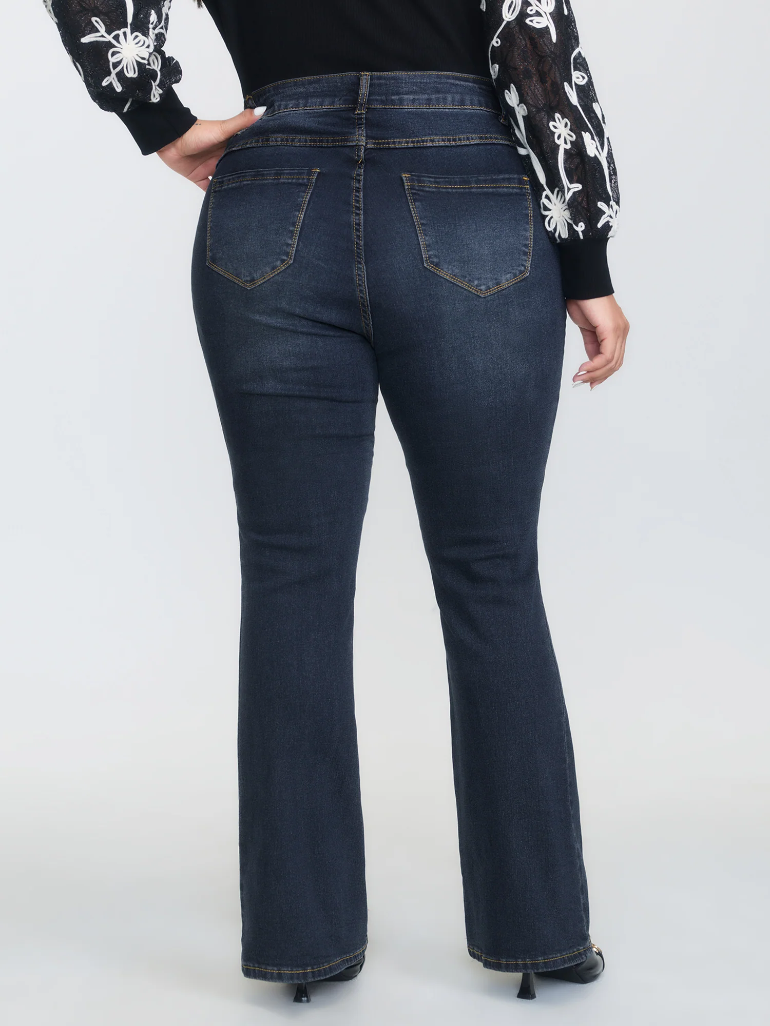 Thigh-Friendly Stretchy Flared Jeans - Image 5