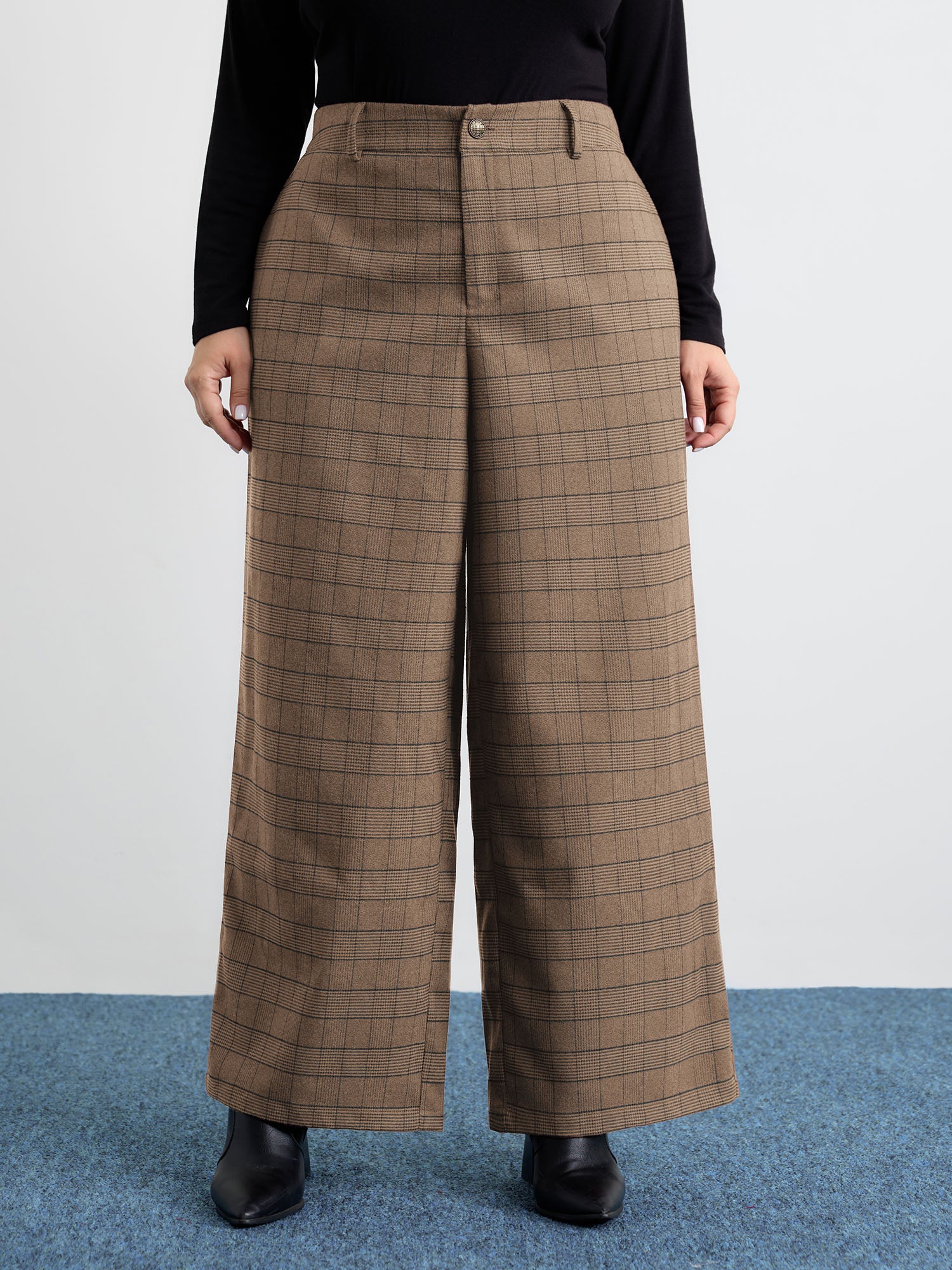Checkered Stretchy Waist Pants - Image 10