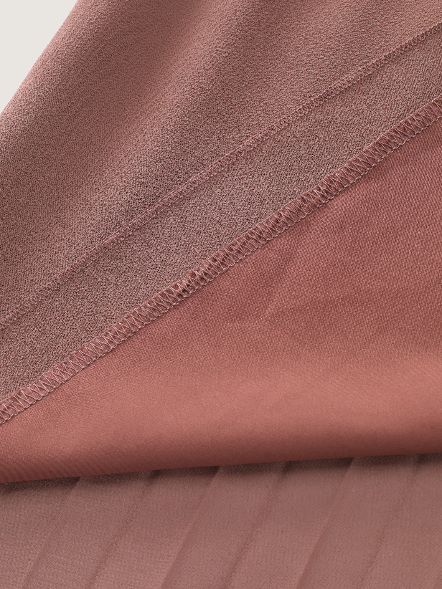 Chiffon Overlap Back Pleated Blouse - Image 6