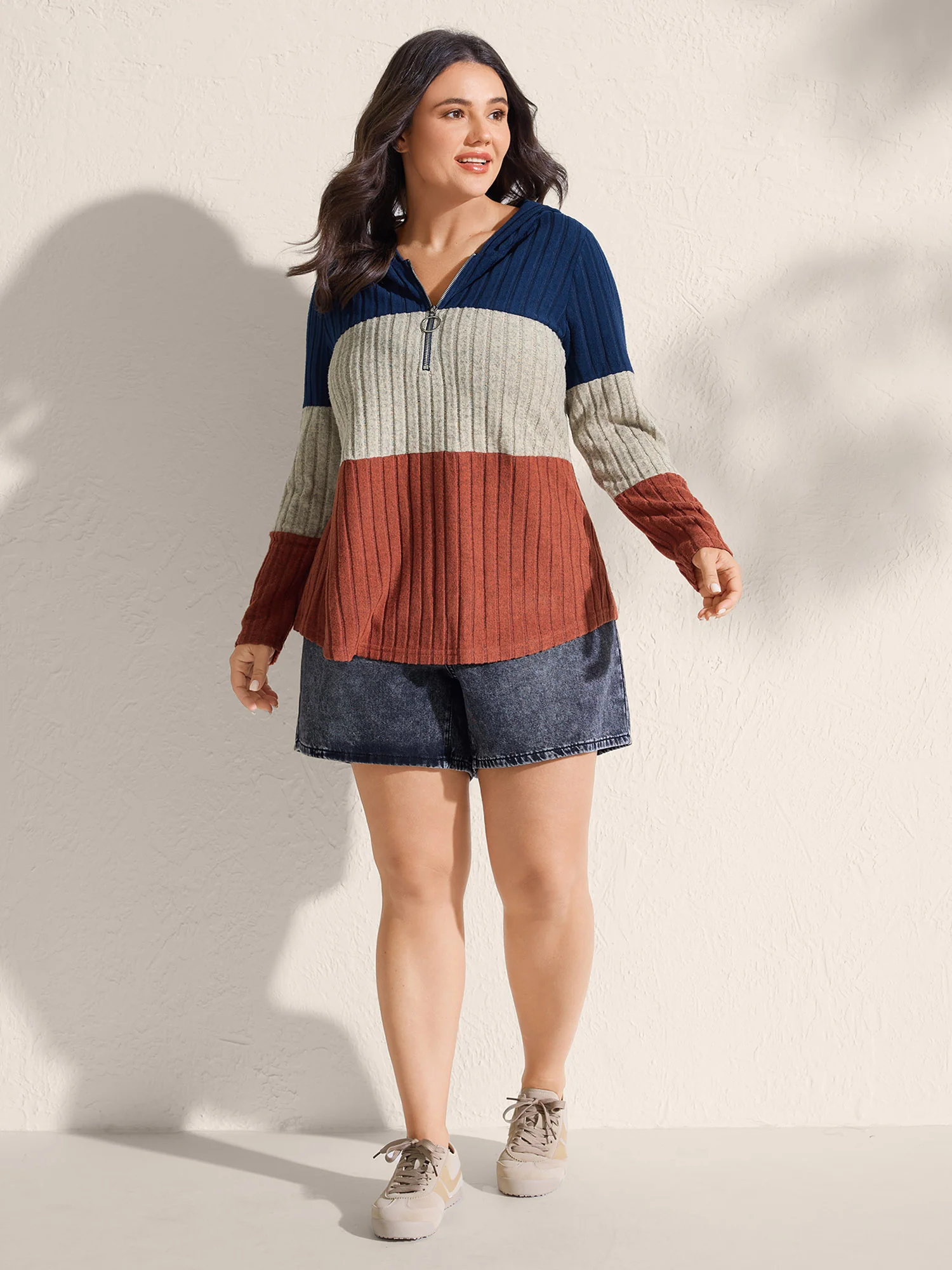 Color Block Half Zipper Ribbed Hoodie - Image 3