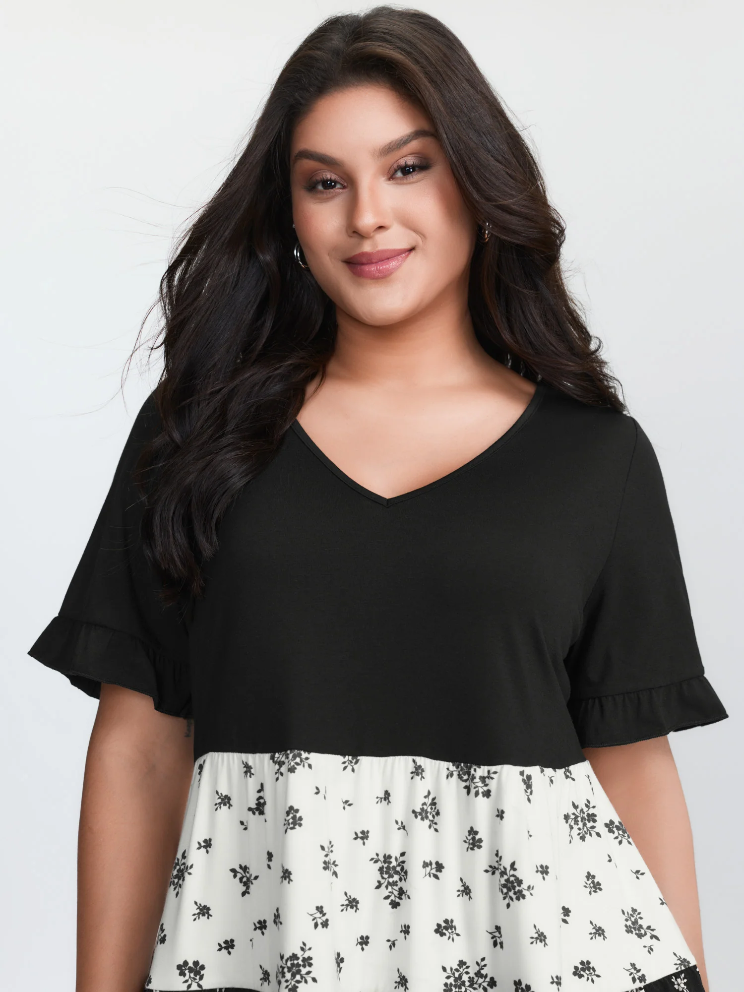Color Contrast Floral Print Tiered Top - Image 2