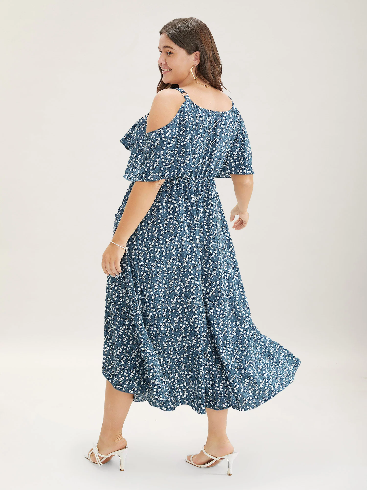 Ditsy Floral Pocket Wrap Cold Shoulder Ruffle Dress - Image 5