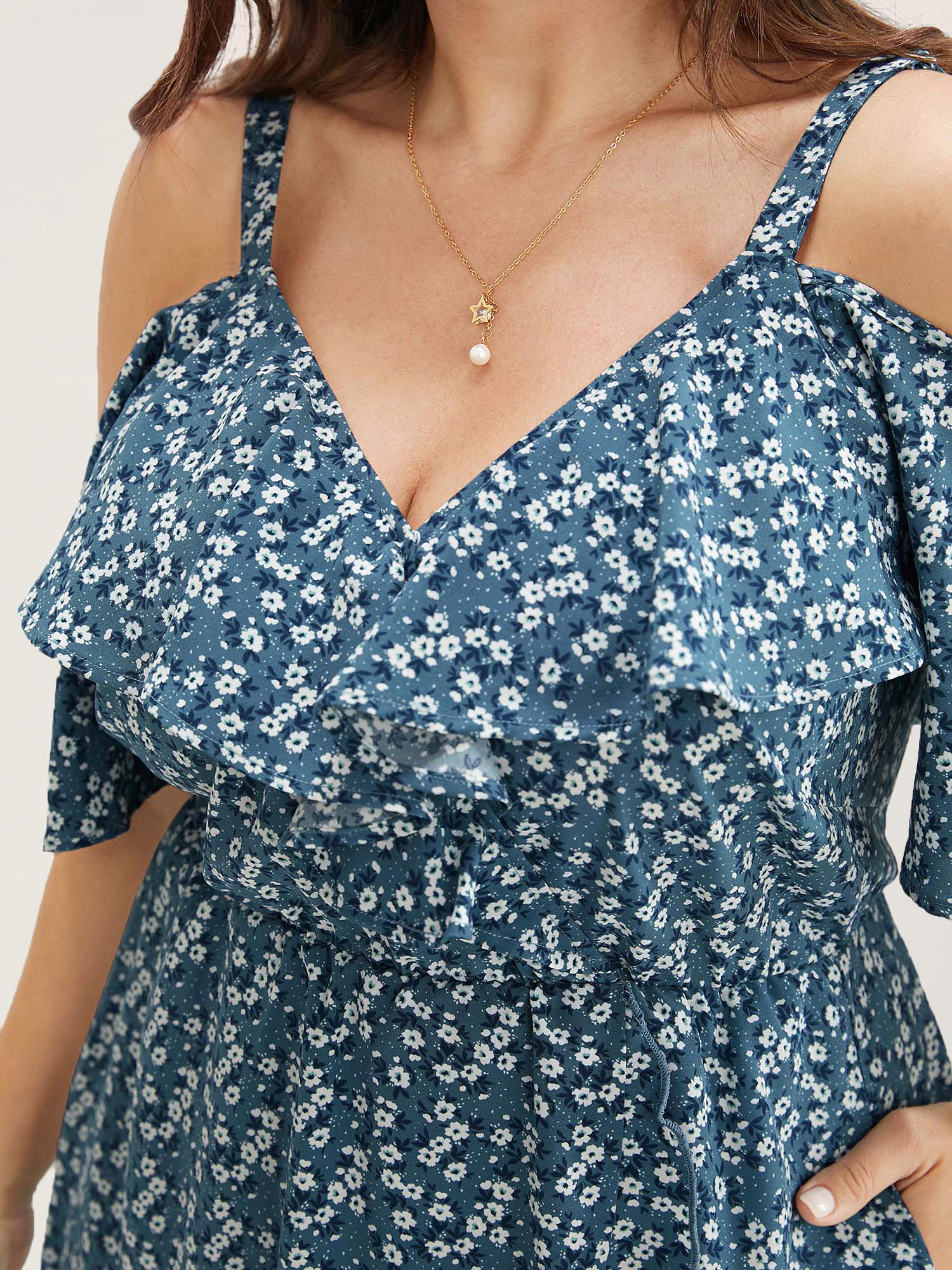 Ditsy Floral Pocket Wrap Cold Shoulder Ruffle Dress - Image 6