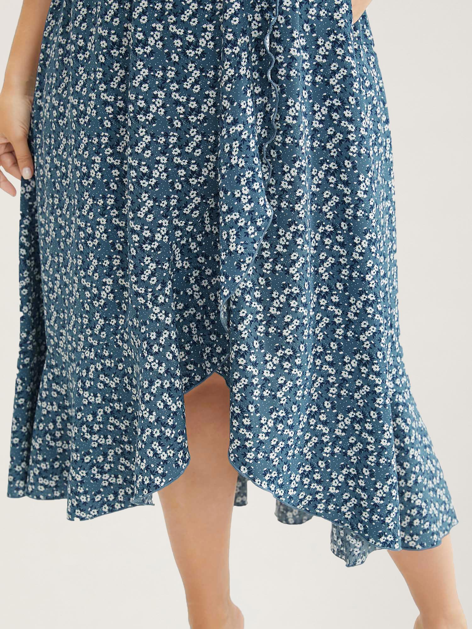 Ditsy Floral Pocket Wrap Cold Shoulder Ruffle Dress - Image 9