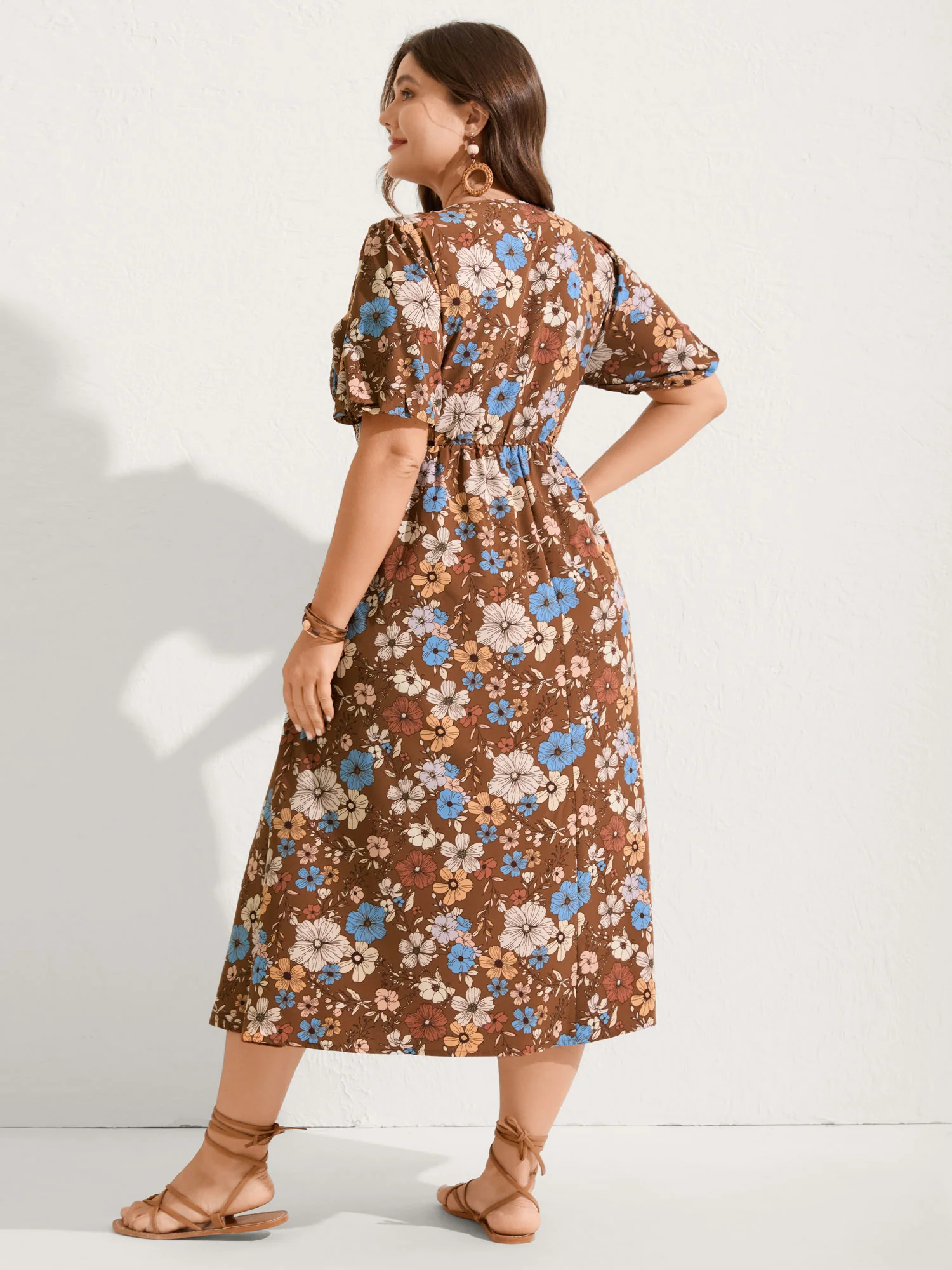 Fall Florals Shirred Bodice Midi Dress - Image 4