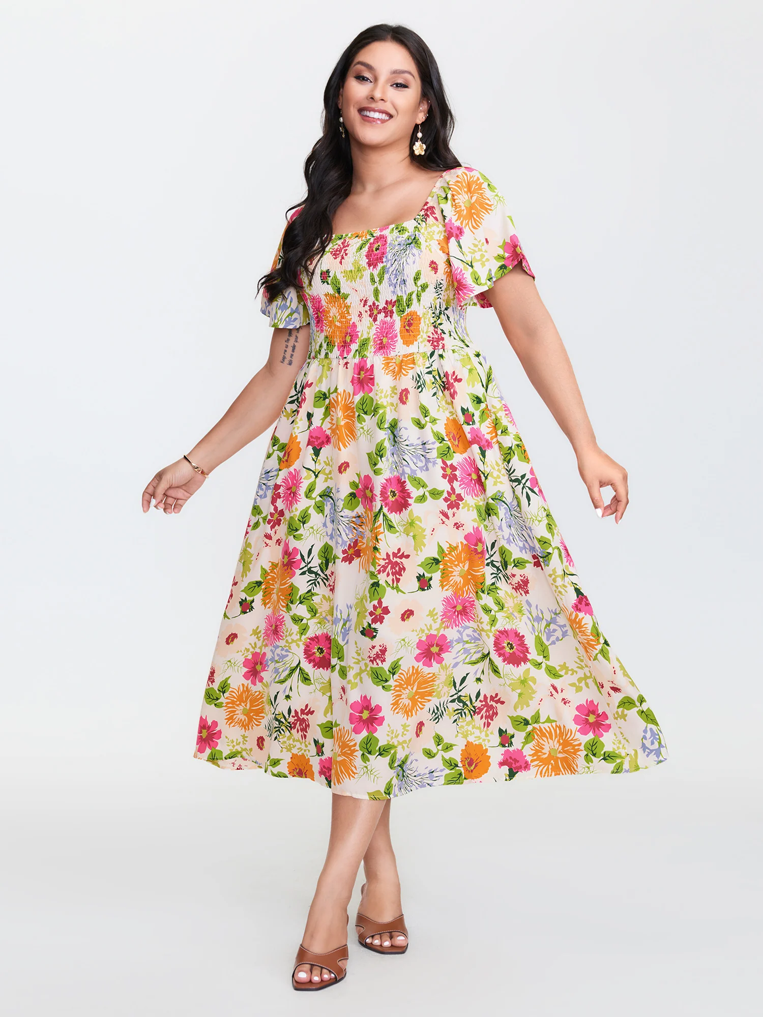 Floral Shirred Square Neck Pocket Midi Dress - Image 7