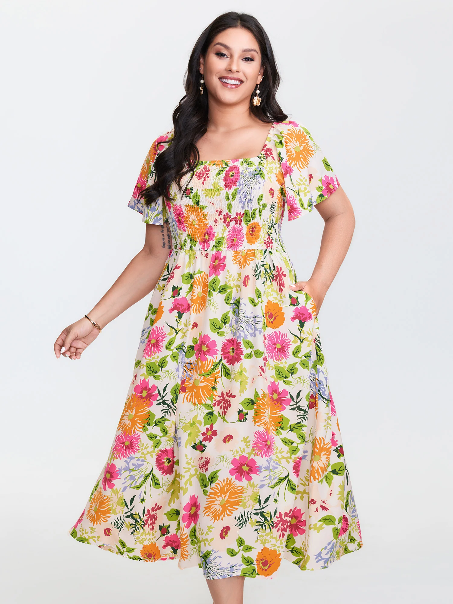 Floral Shirred Square Neck Pocket Midi Dress - Image 9