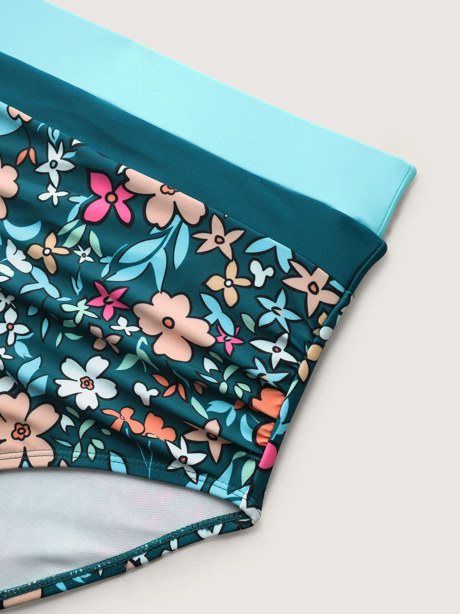 Floral Print Color Contrast Swim Bottoms - Image 5