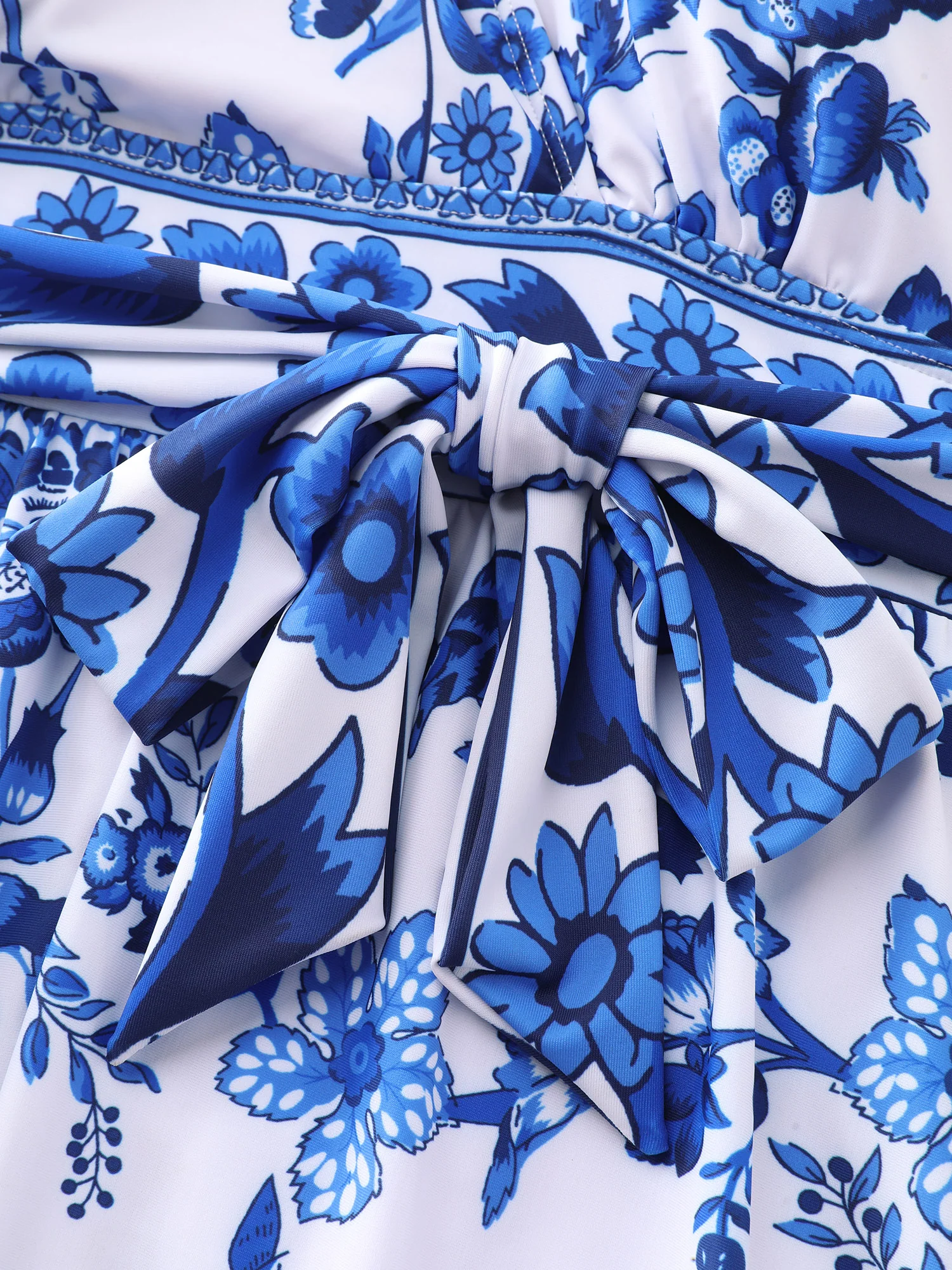 Floral Print Pockets Surplice One-Piece Swimsuit - Image 6