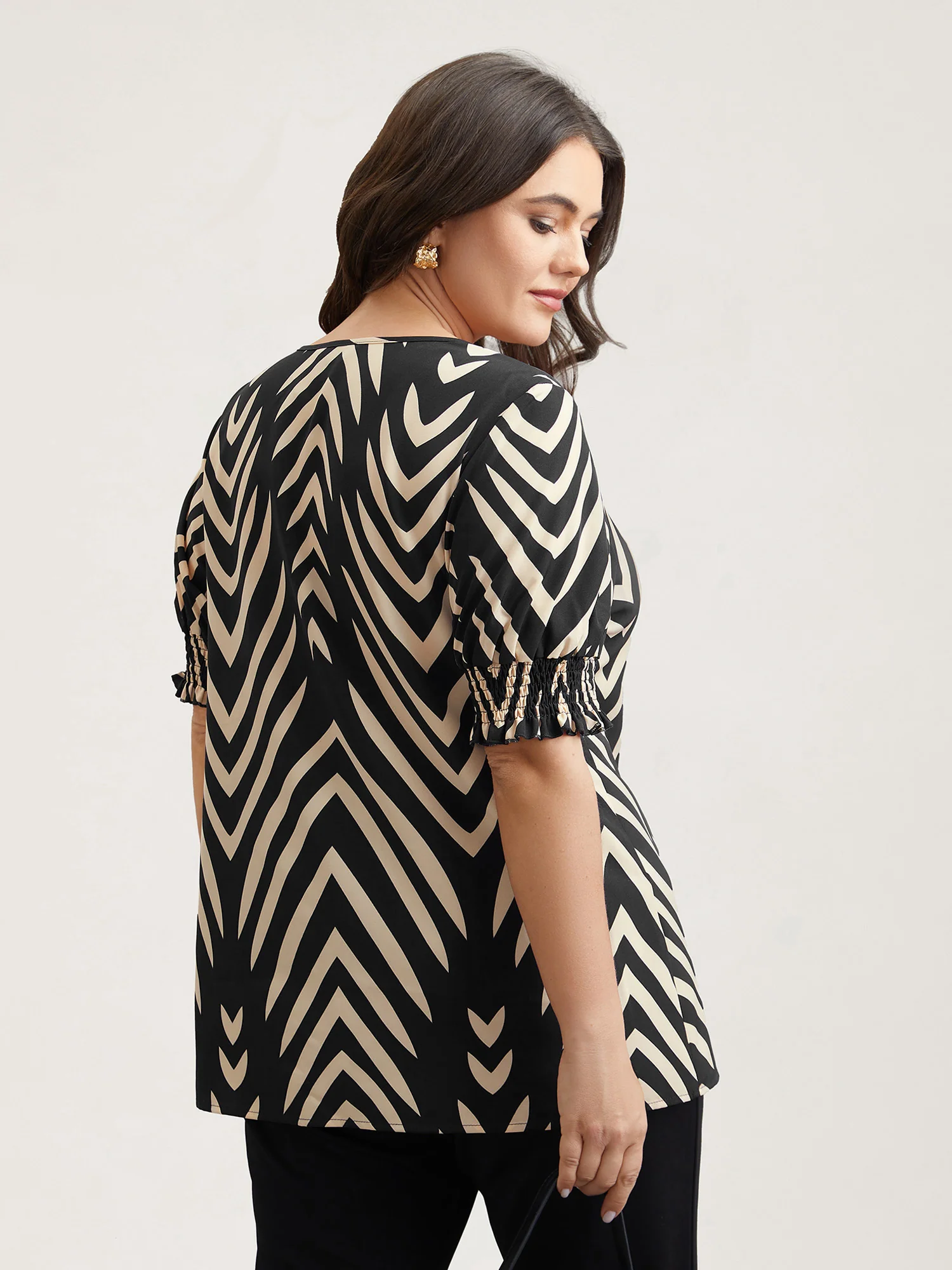 Geometric Print Ruffled Shirred Shirt - Image 13