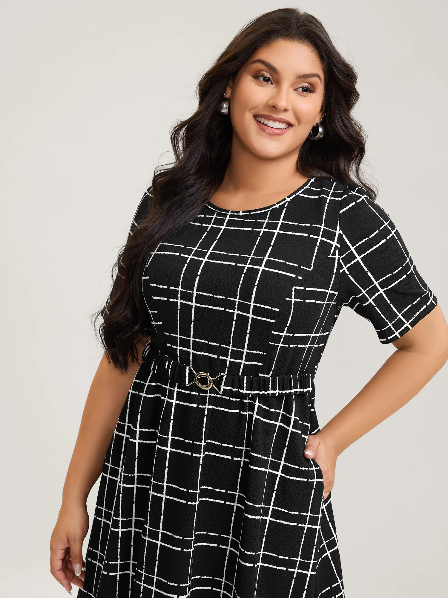 Grid Print Knit Belted Midi Dress - Image 2