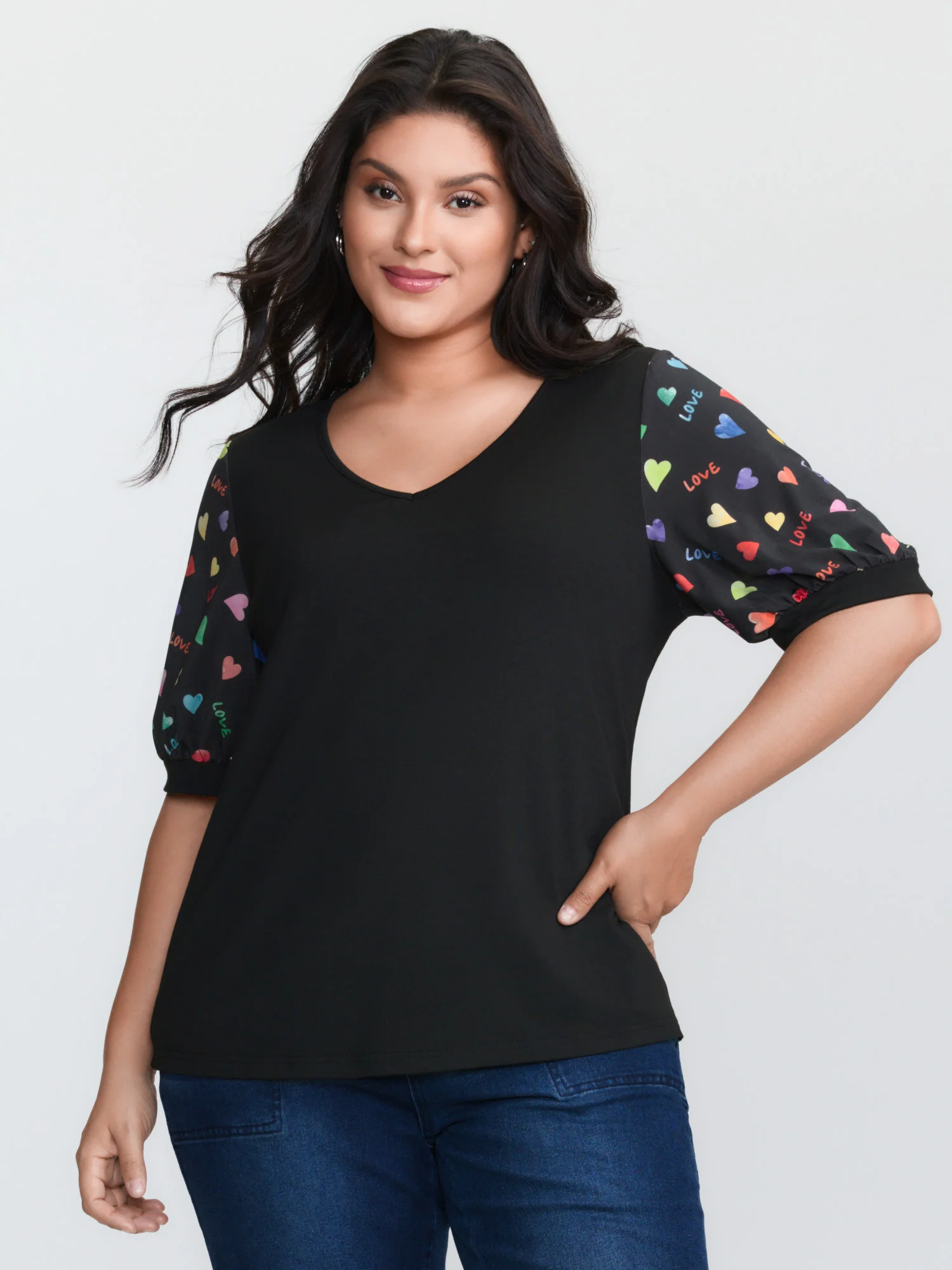 Heart Print Stretchy V-Neck T-Shirt