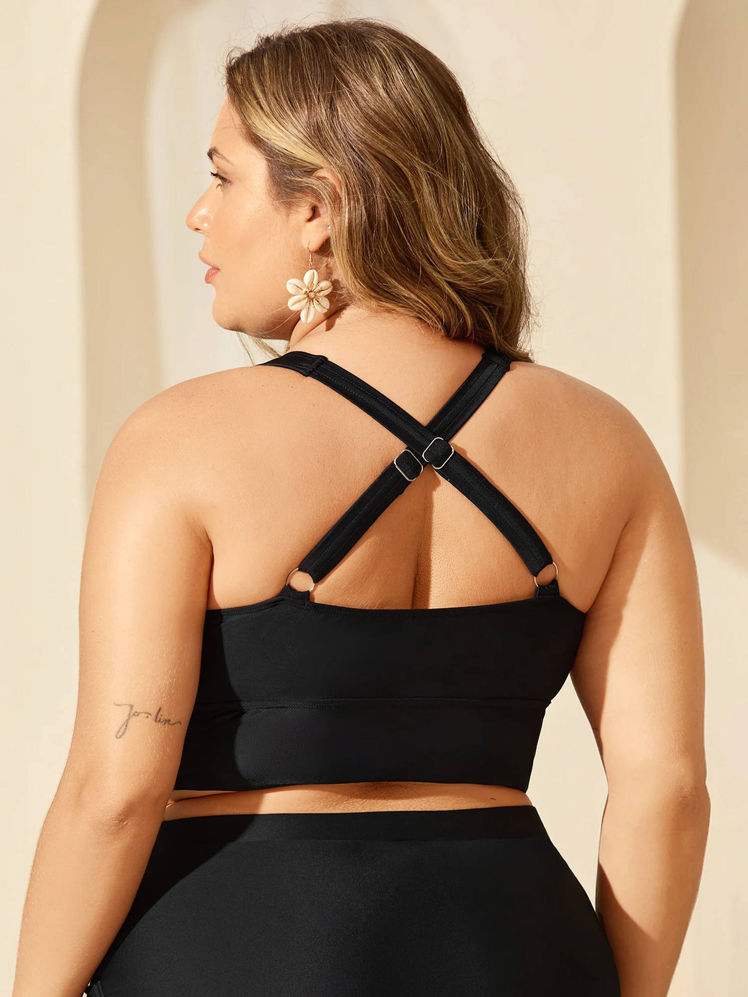 Knotted Keyhole Crossstraps Swim Top - Image 4