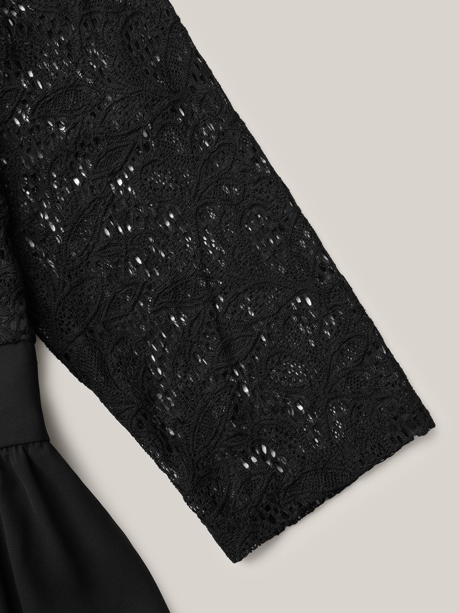 Lace Patchwork Shirred Midi Pocket Dress - Image 18