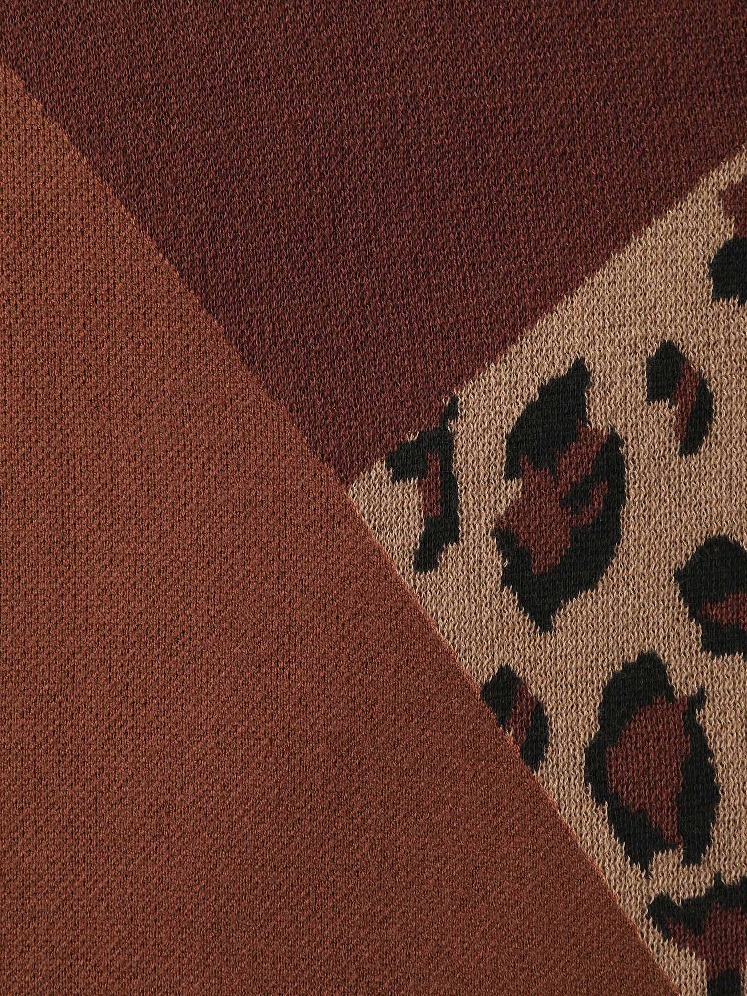 Leopard Jacquard Colorblock Pullover - Image 6