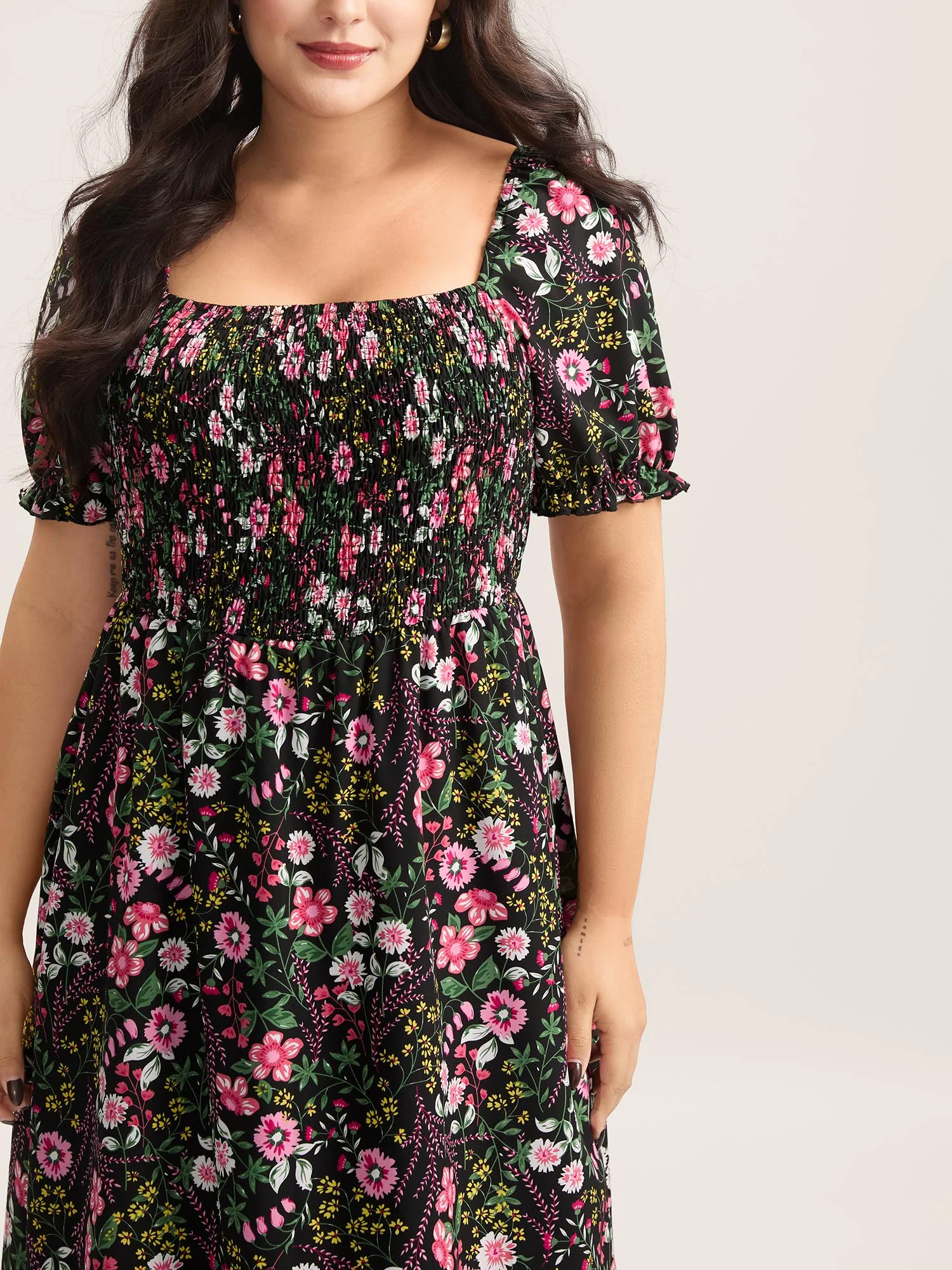 Shirred Floral Print Pockets Maxi Dress - Image 9