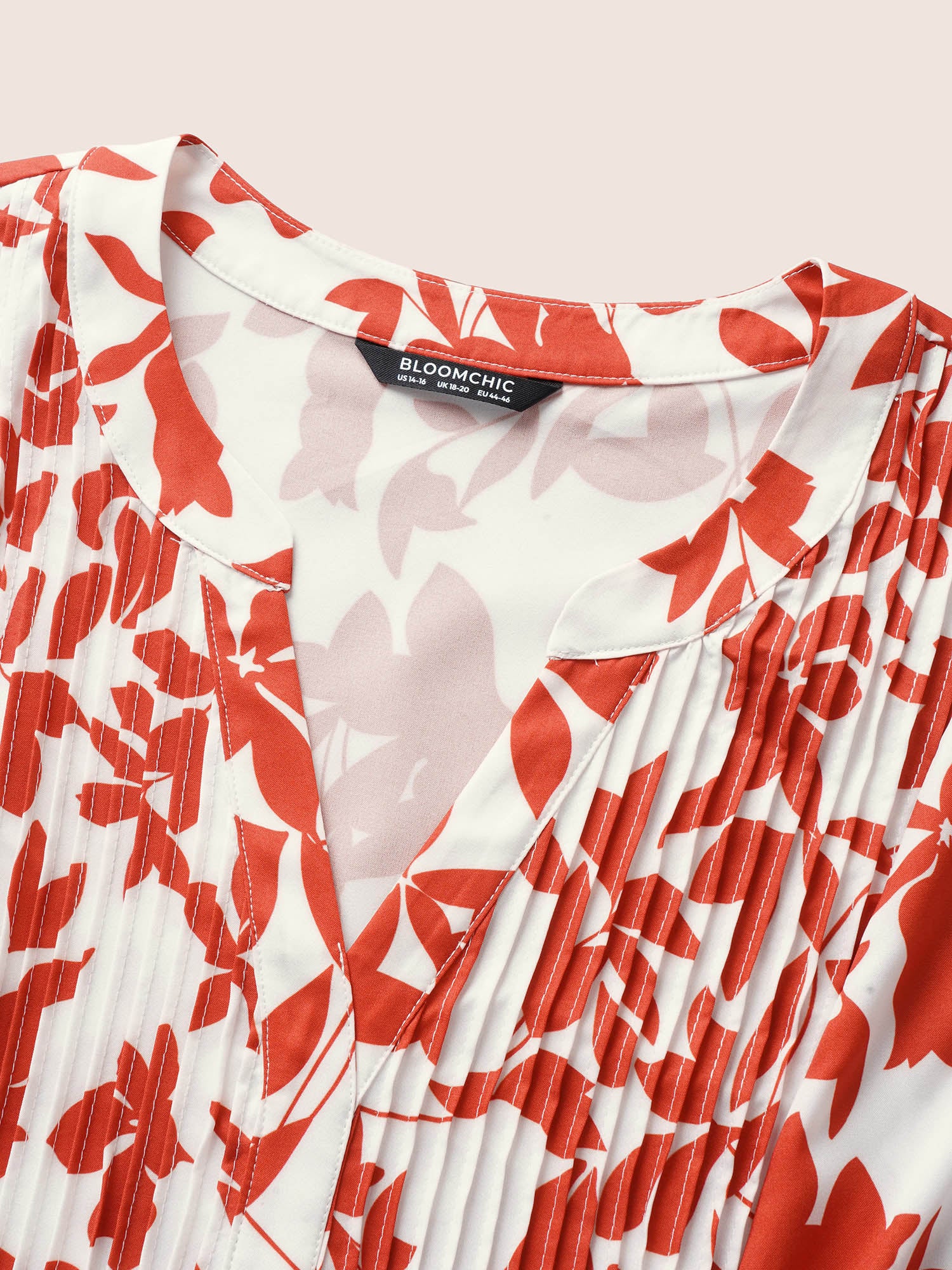 Silhouette Floral Print Notched Collar Pleated Blouse - Image 14