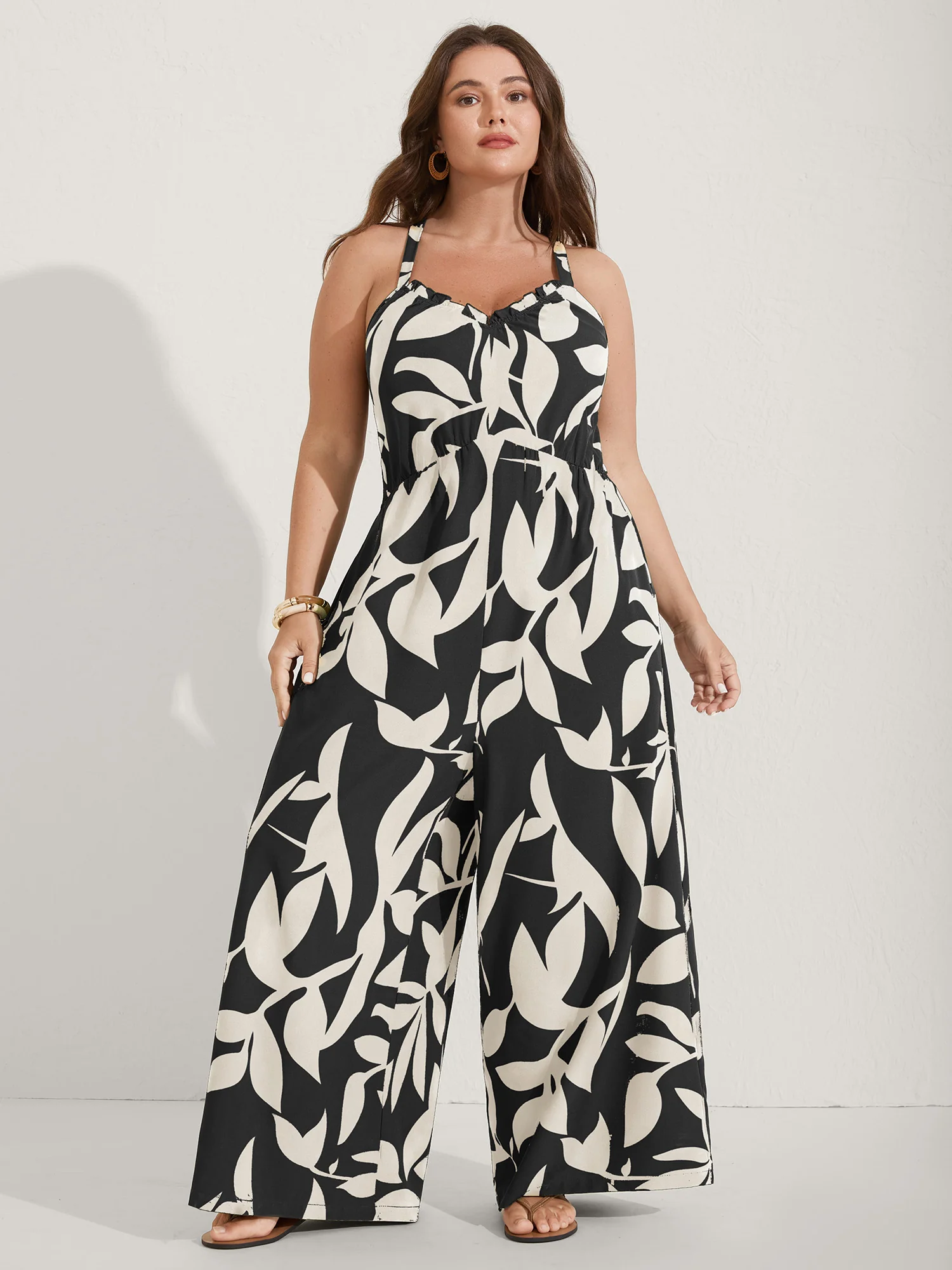 Silhouette Floral Print Sweetheart Jumpsuit - Image 16