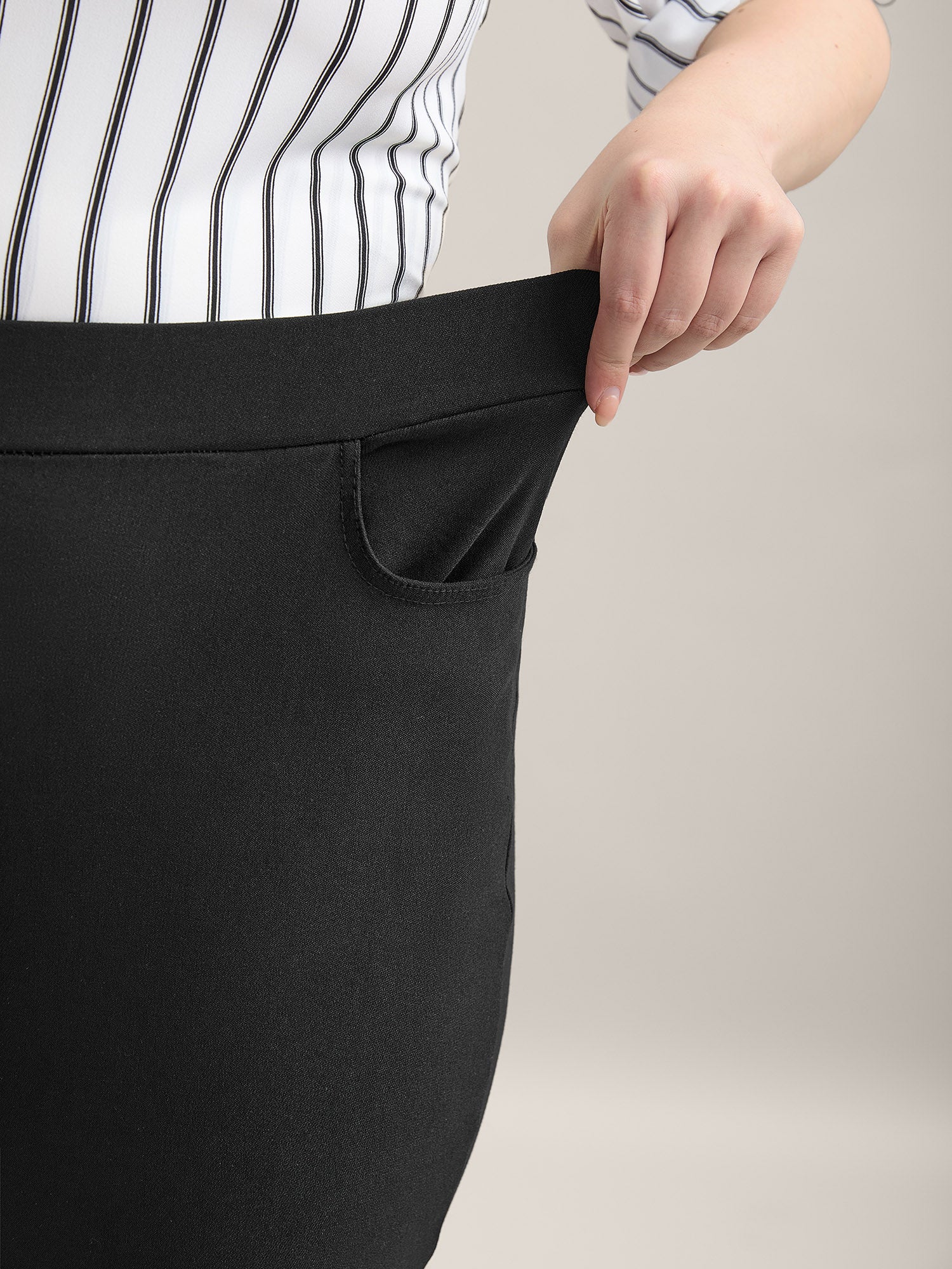 Stretch Split Hem Pockets Skinny Pants - Image 3