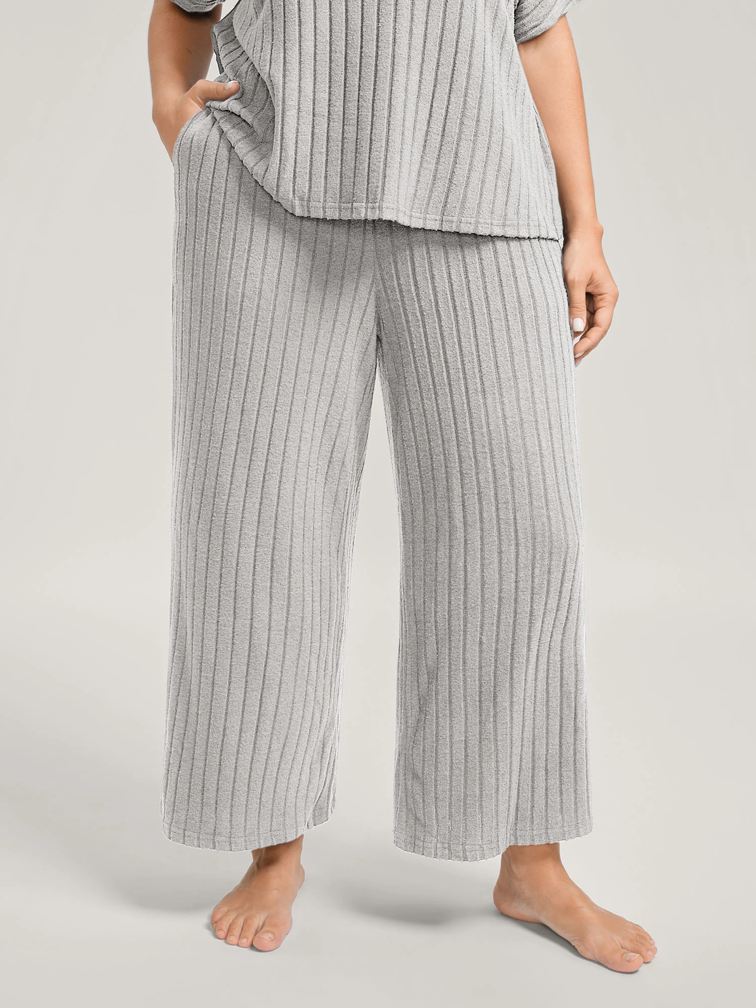 Stretchy Pit Strip Solid Loungewear Set - Image 17