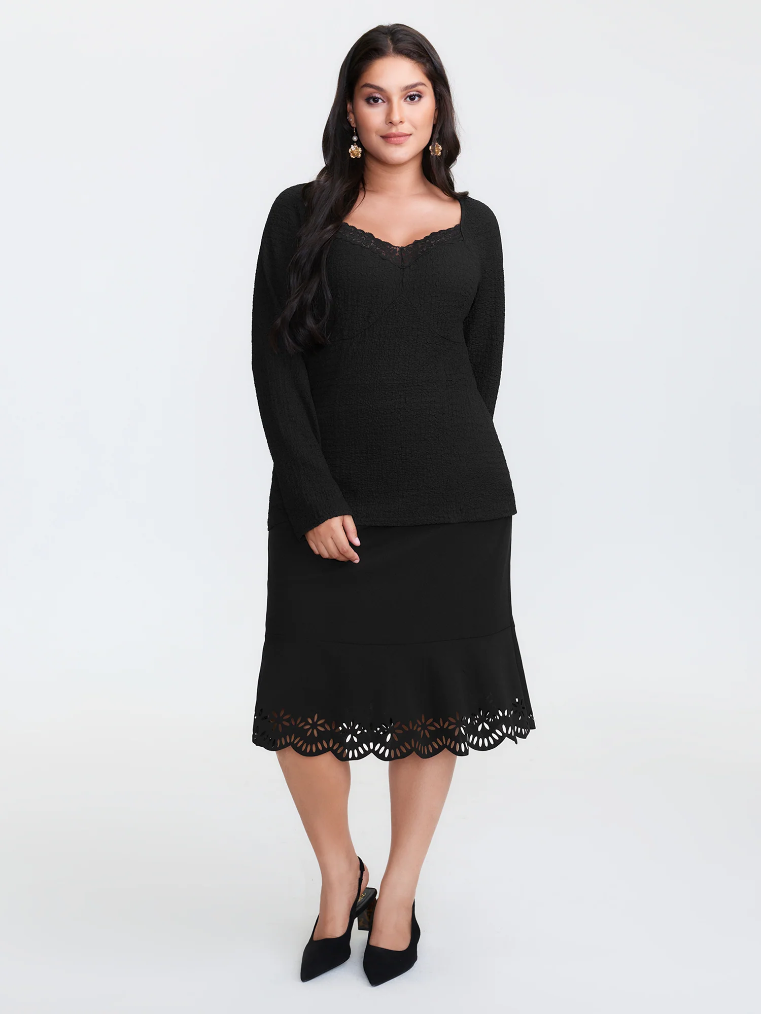 Stretchy Textured Lace Trim Fitted Knit Top - Image 3
