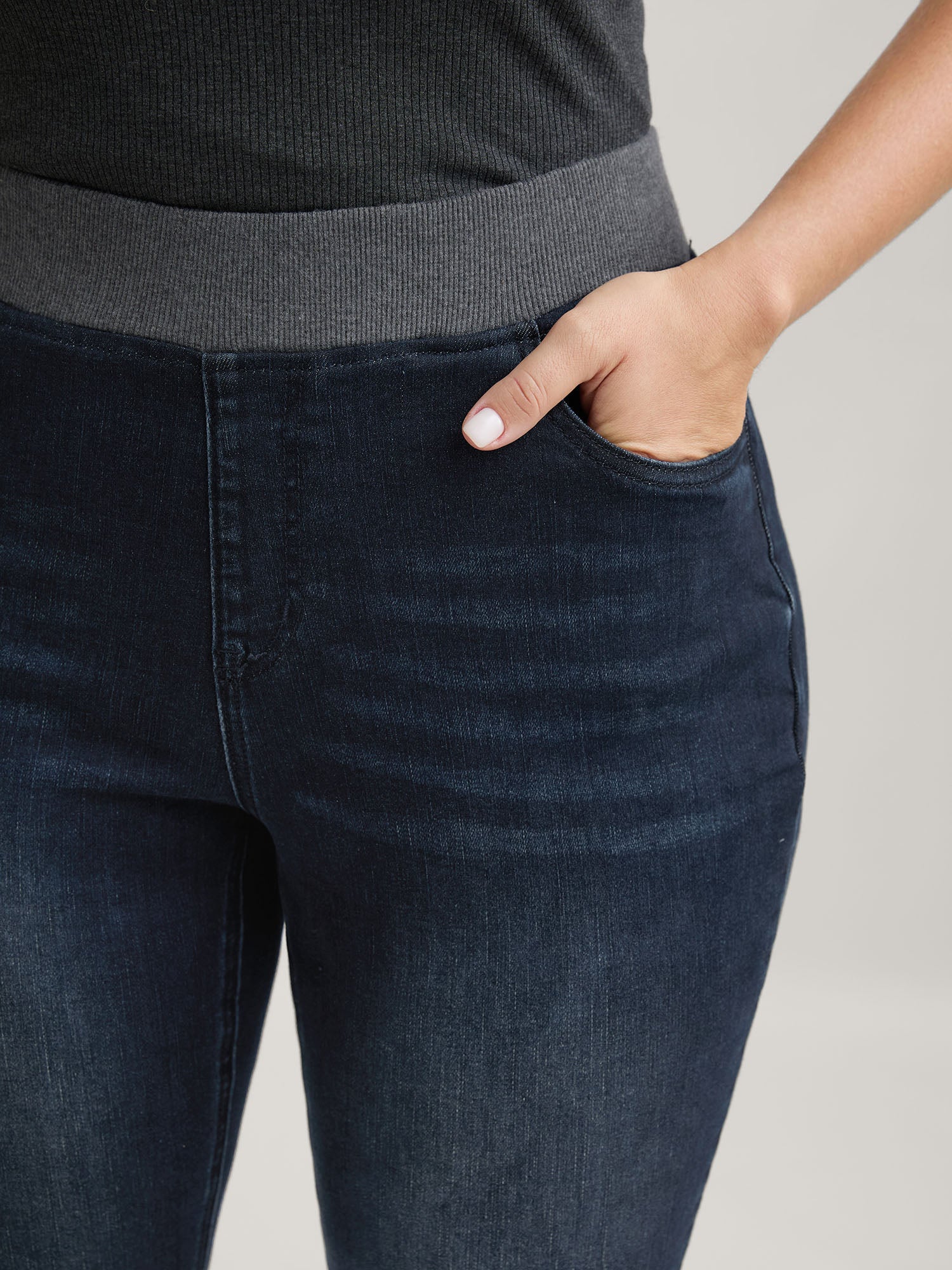 Pull-On High-Rise Skinny-Fit Jeans - Image 3