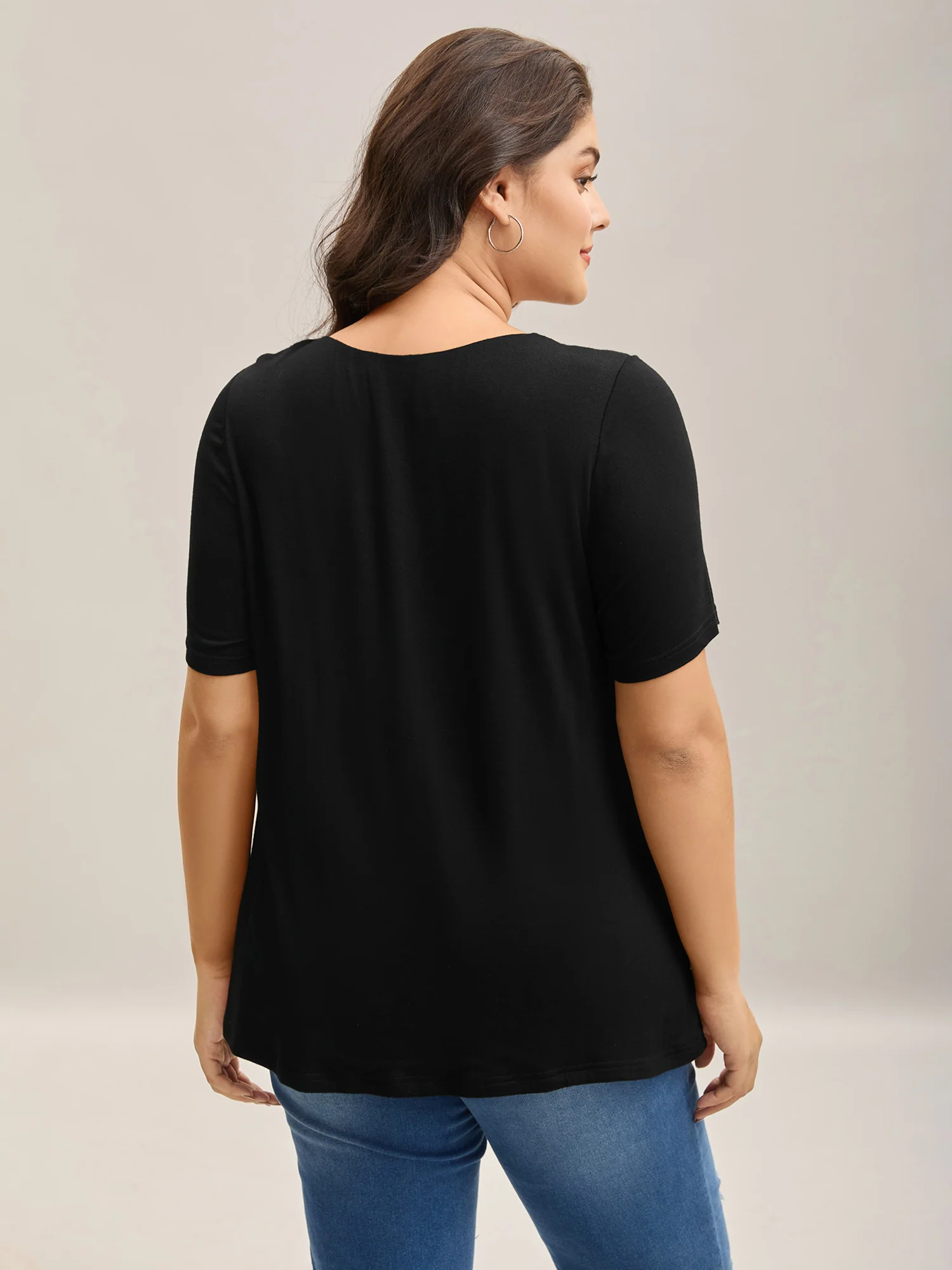Supersoft Fitted V-Neck T-Shirt - Image 5