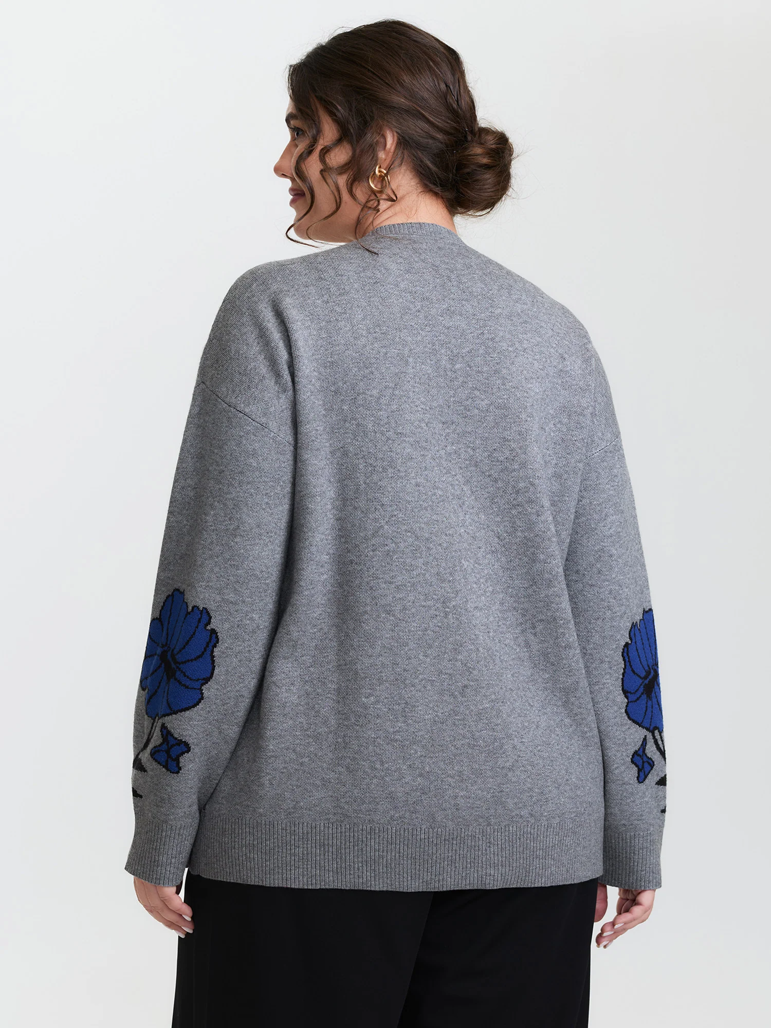 Supersoft Floral Round Neck Pullover - Image 4