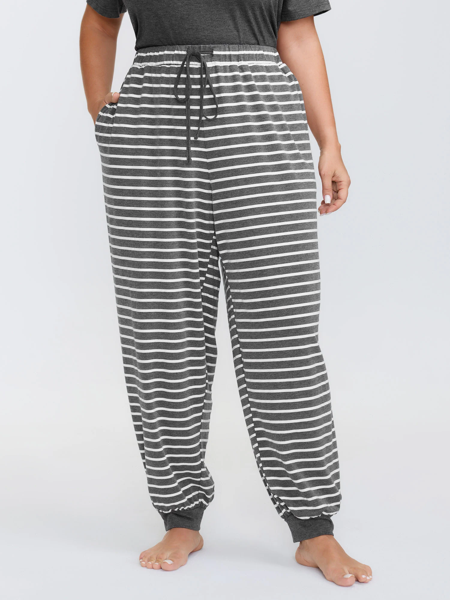 Supersoft Stripes Printed Lounge Set - Image 4