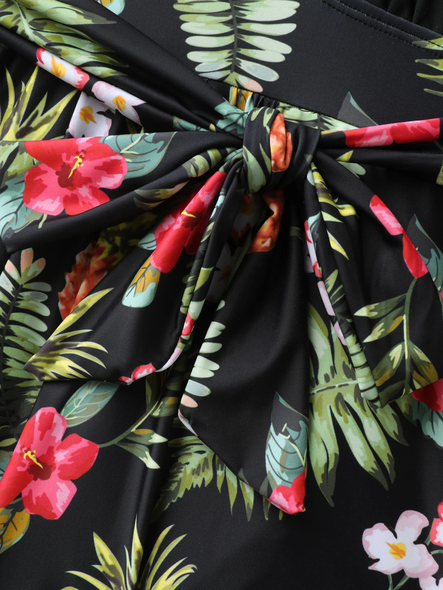 Tropical Floral Pockets One-Piece Swimsuit - Image 5