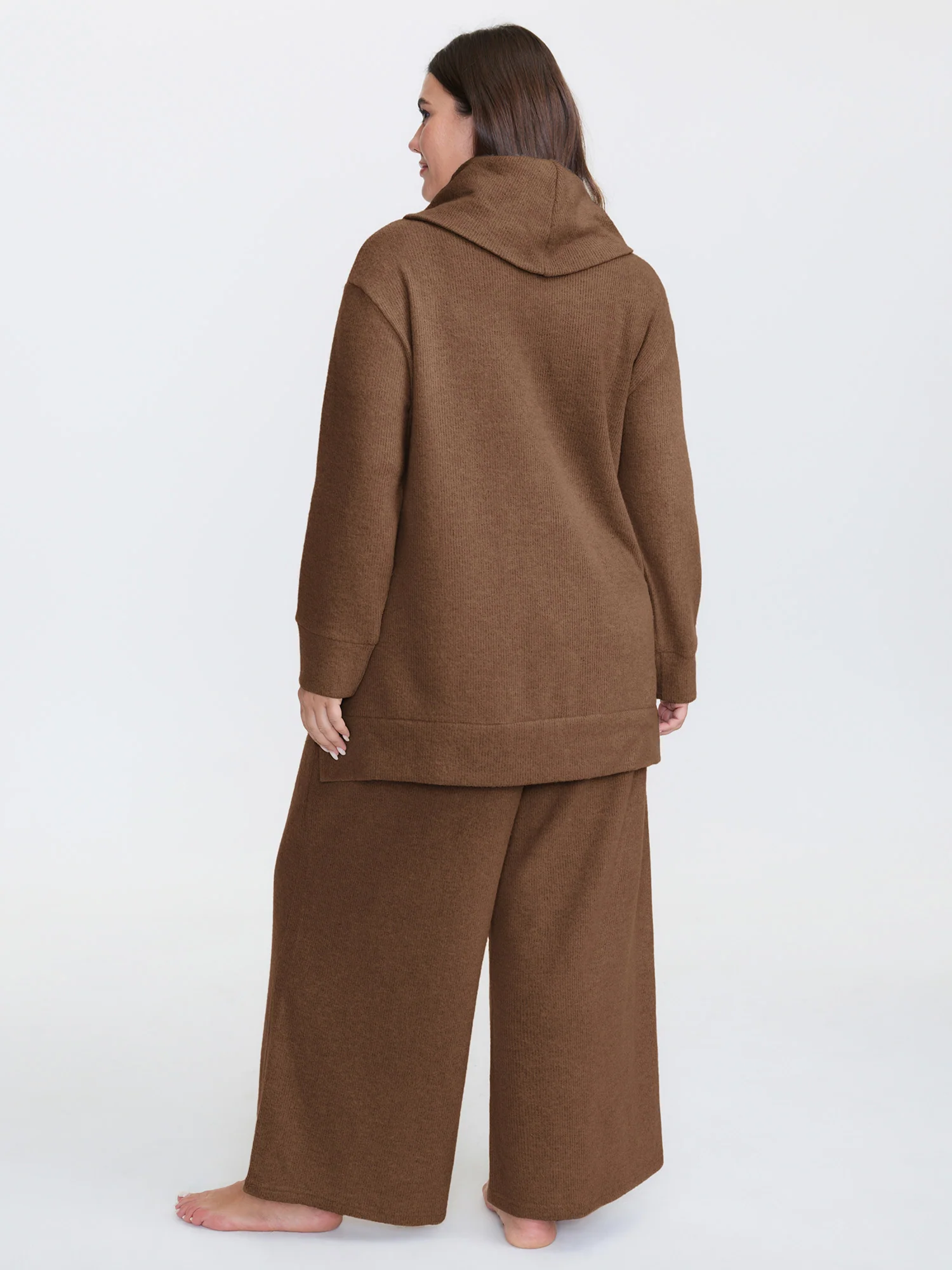 Turtleneck Snuggle-Worthy Loungewear Set - Image 7