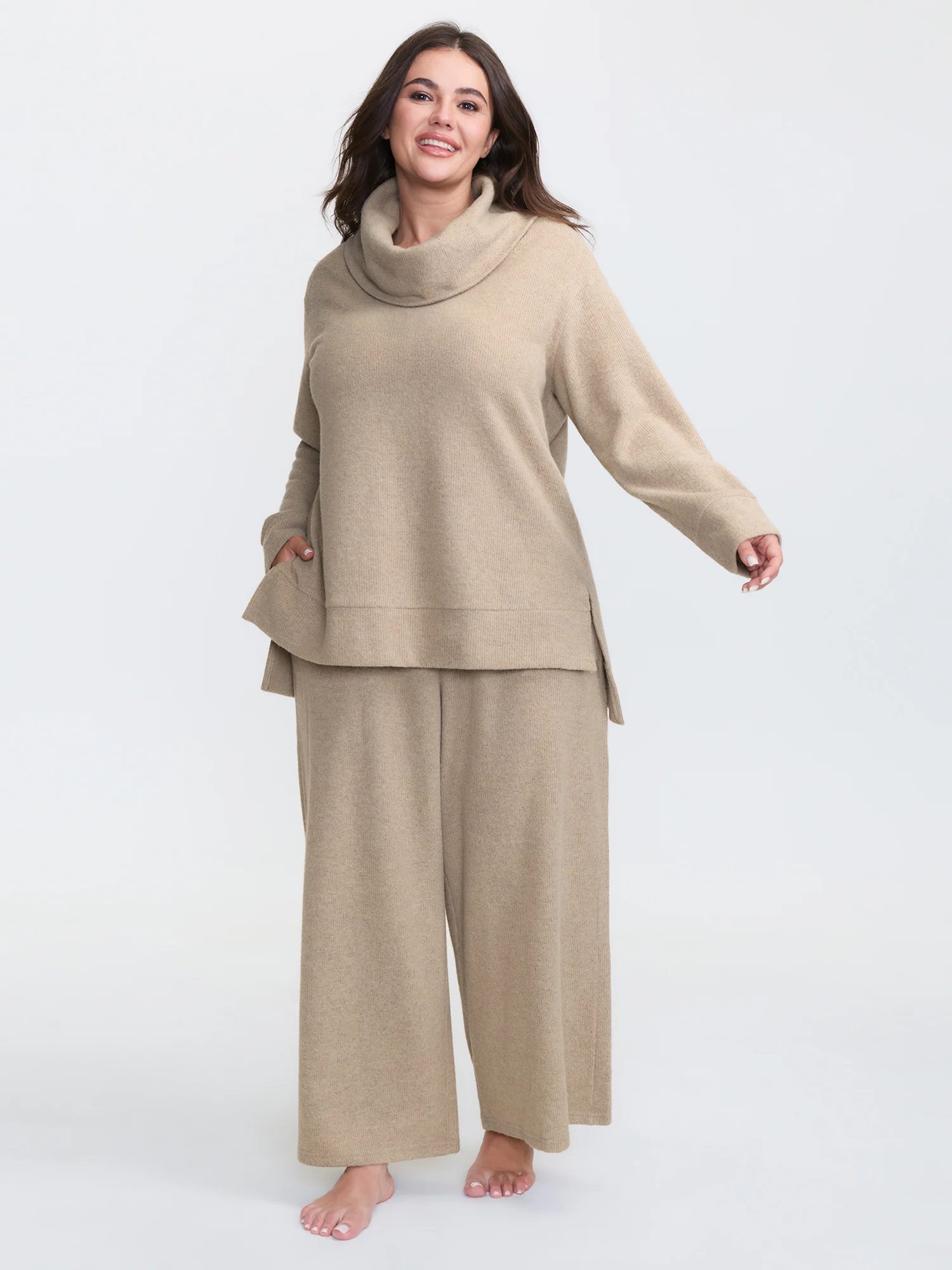 Turtleneck Snuggle-Worthy Loungewear Set - Image 9